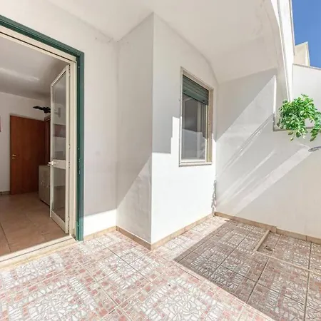 Rosso Tramonto By Vivimy Holiday home Ugento